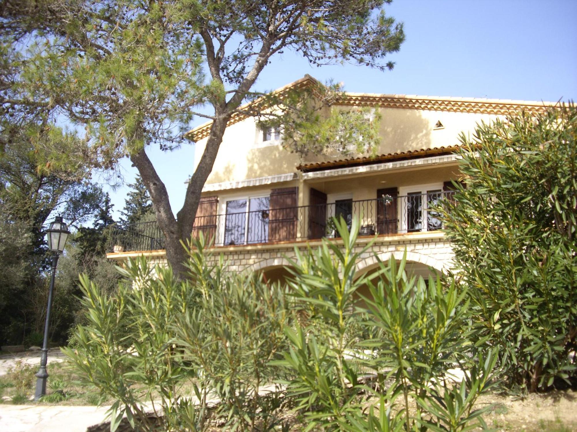 Les Gites Du Mas Des Cigales Nimes Exterior foto